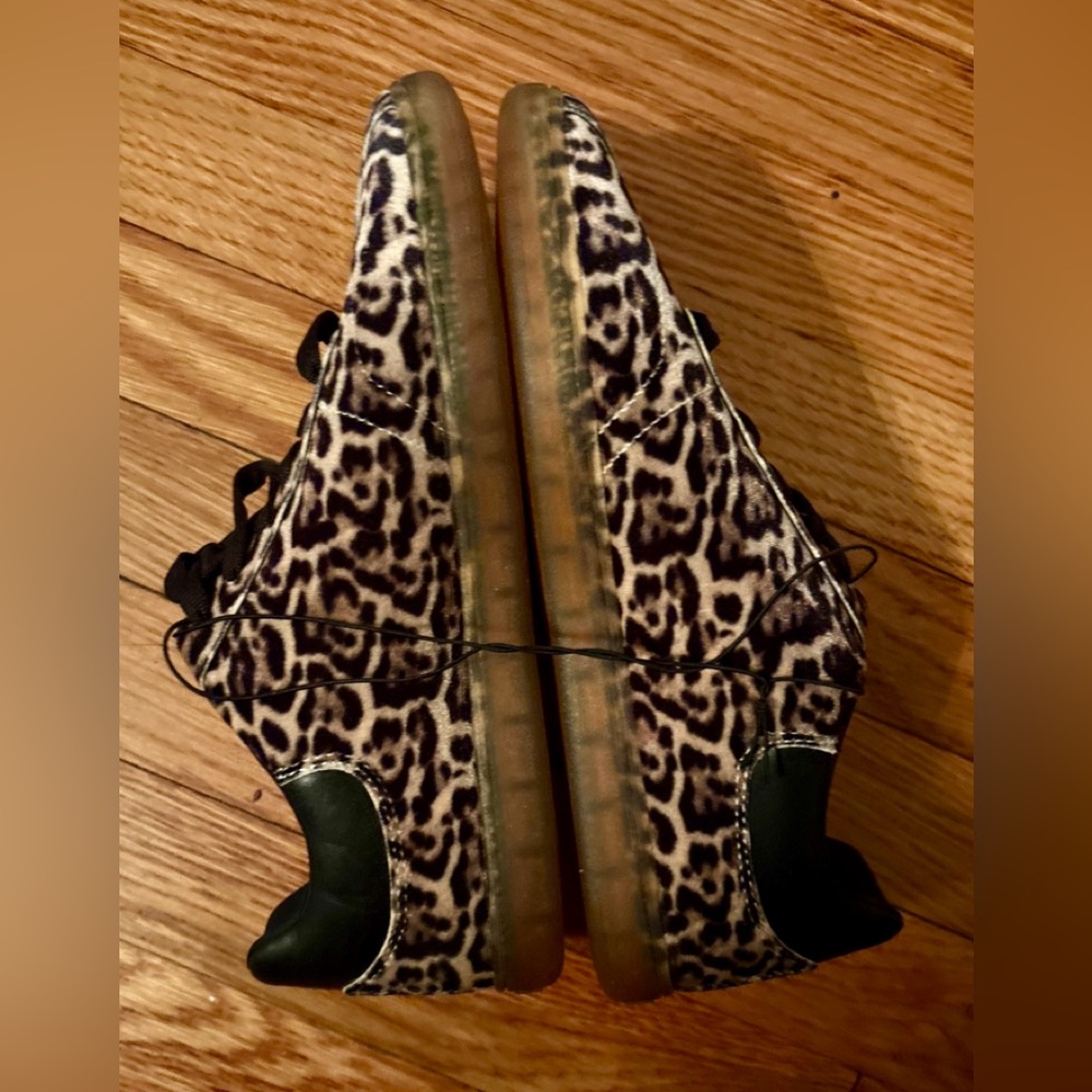 NEW DKNY Women’s Seacliff ‘Wild Leopard Print’ Sneaker, Size 9 - Picture 12 of 14